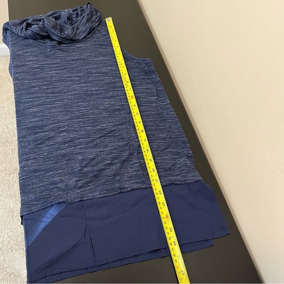 Two by Vince Camuto Sleeveless Cowl Neck Top - Picture 9 of 10